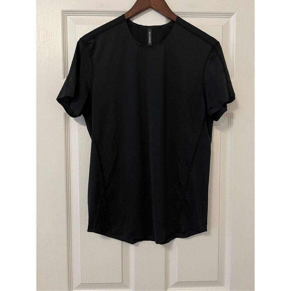 TEN THOUSAND DISTANCE SHORT SLEEVE SHIRT